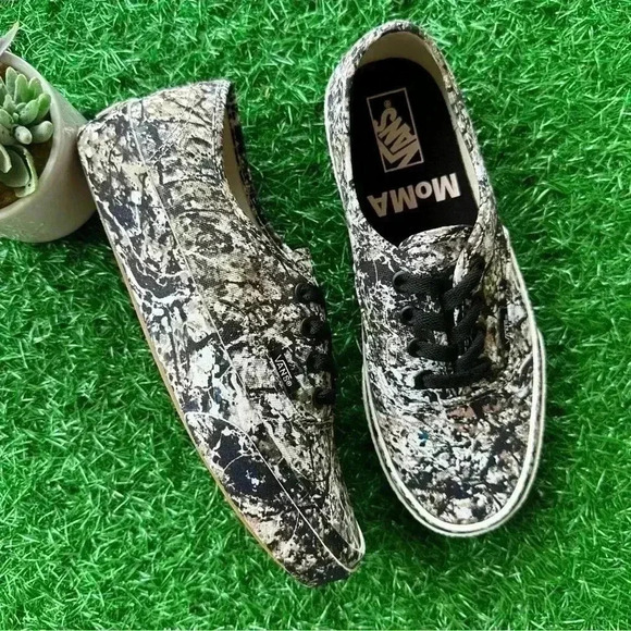 💫Vans Authentic Moma Jackson Pollock SEND OFFERS - Picture 3 of 7
